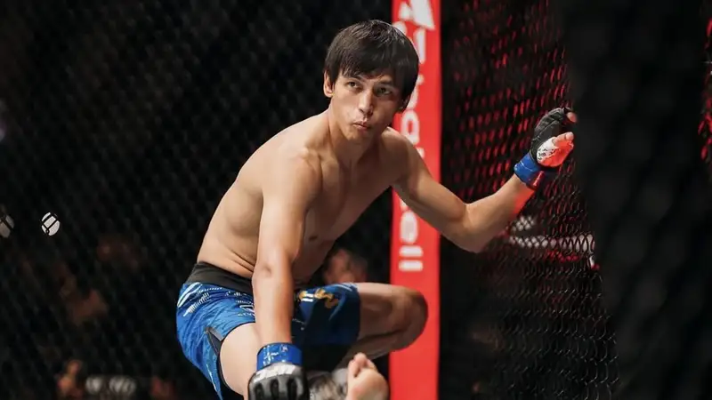 Азат Максум в своём последнем поединке в UFC