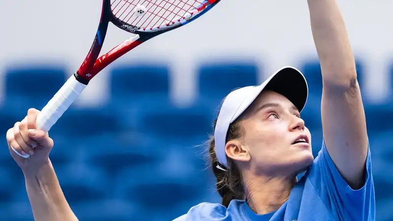Елена Рыбакина провела тренировку в Пекине