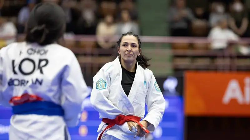 Мариан Журавлева выиграла первую схватку на Азиаде