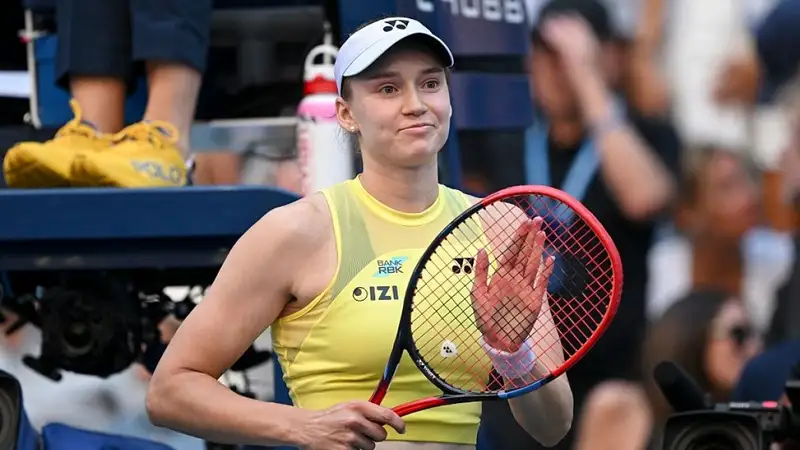Елена Рыбакина снялась с турнира в Ухане 