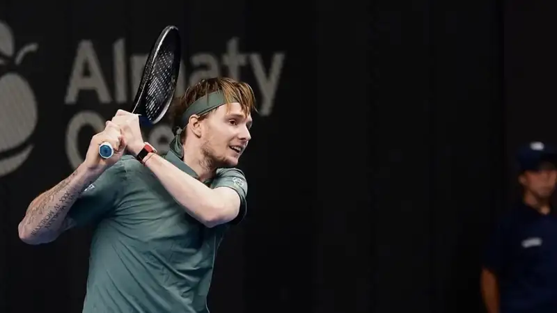 Александр Бублик на выставочном матче с Кукушкиным на Almaty Open