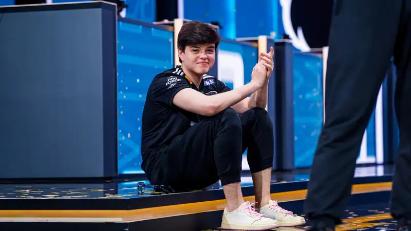 Данил "molodoy" Голубенко выиграл Thunderpick World Championship 2026 в составе FURIA