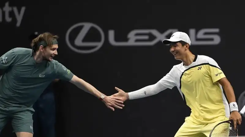 Александр Бублик и Зангар Нурланулы в парном разряде Almaty Open-2026