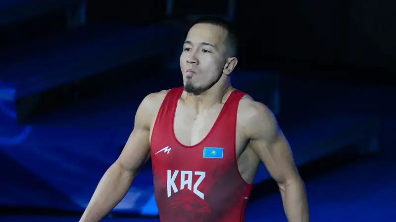 Казахстанский борец Айдос Султангали вышел в полуфинал чемпионата мира в Астане