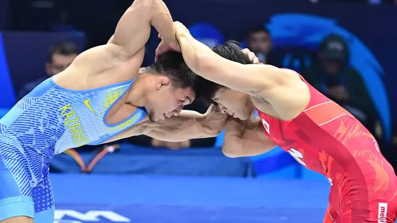 Полуфинальная схватка Нуркожи Кайпанова на чемпионате мира в Астане